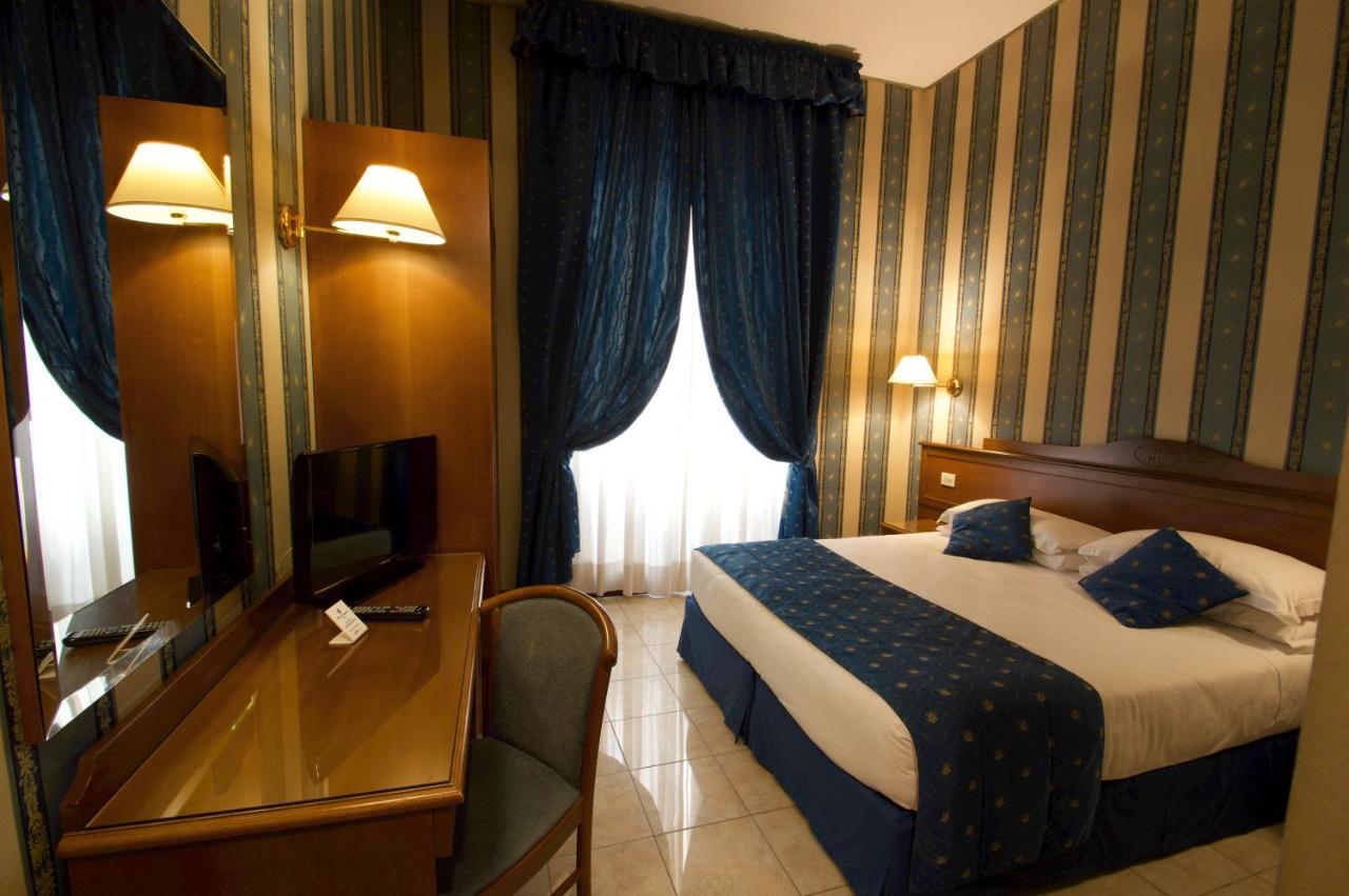 Montecarlo 3* Rome